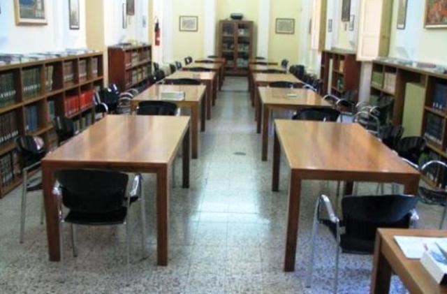 Biblioteche comunali di Caltagirone: orari di apertura per prestiti libri, fino al 31 gennaio